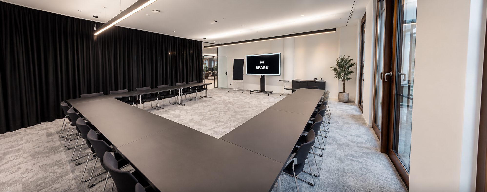 Sprint setup with writable walls